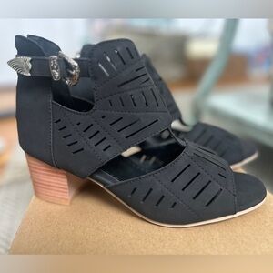 Elegant Black Cutout Women's Heels